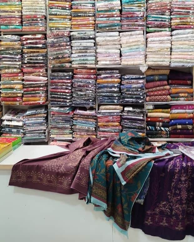 Unstitched Fabric Online in Pakistan | Shahzad Cloth House